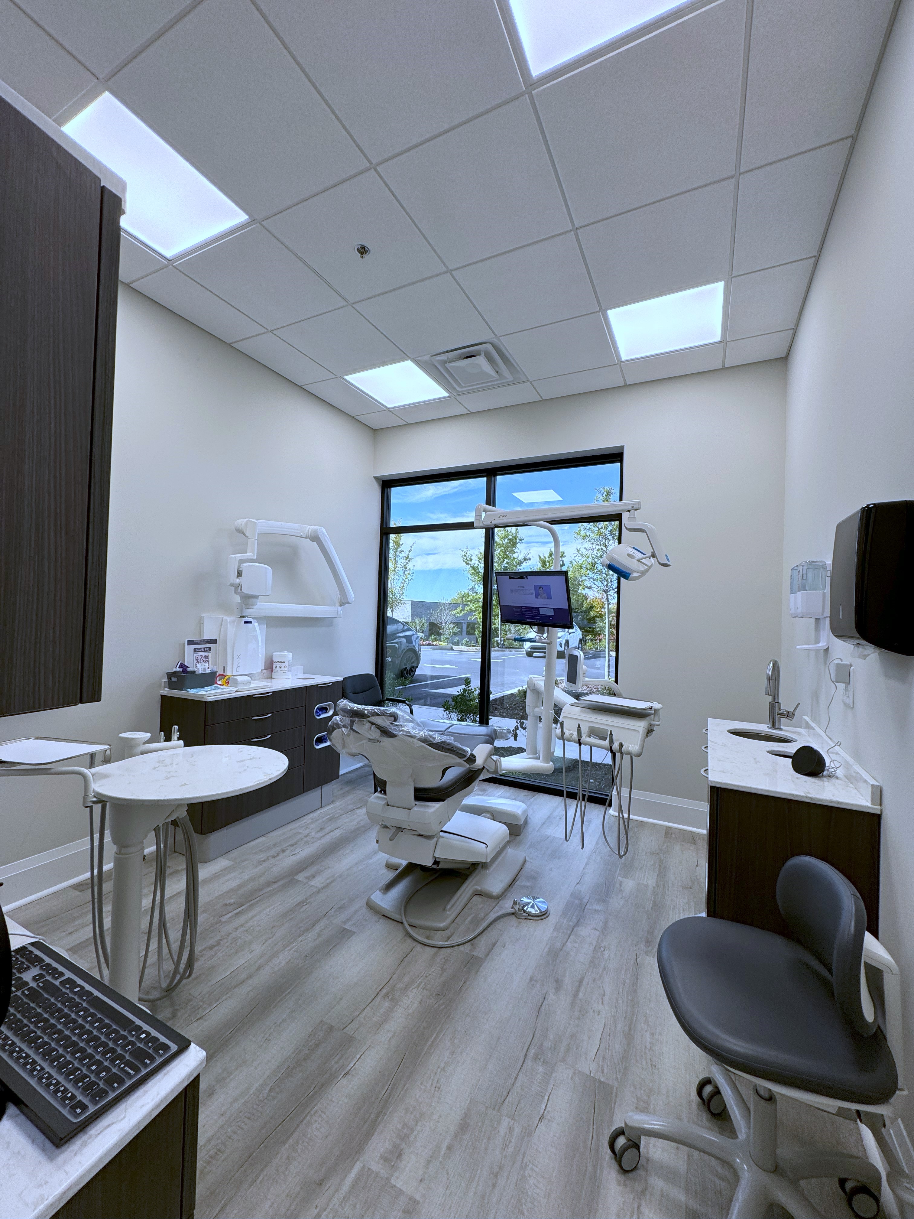 Smile Makers of Georgia - #1 Ranked Dentist In Alpharetta - hero image