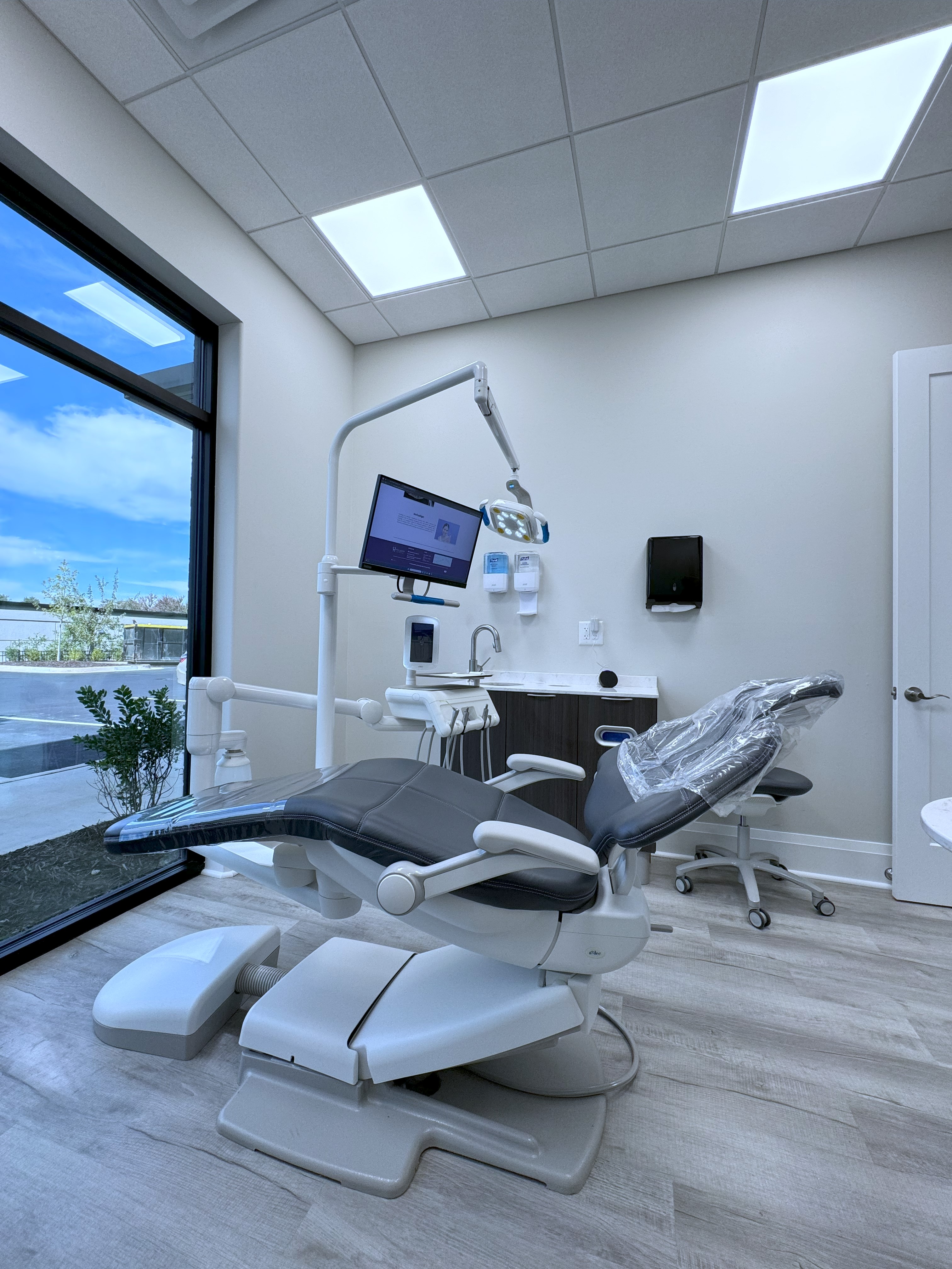 Smile Makers of Georgia - #1 Ranked Dentist In Alpharetta - hero image